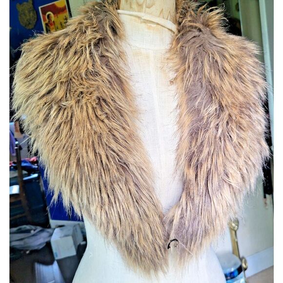 Faux Fur Collar One Size 38in long - Picture 1 of 3